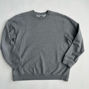 GAP Men's Classic Gray Crewneck Sweatshirt